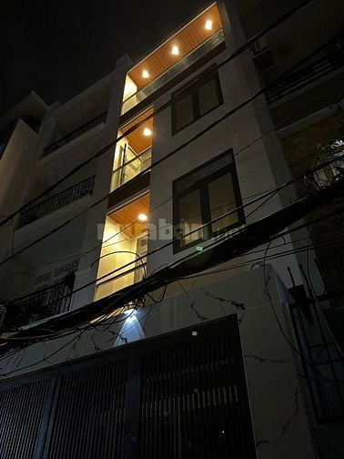 Nhà mới, phòng mới sạch sẽ thoáng mát gần cầu Nguyễn Văn Cừ thuận tiện