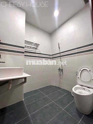 CĂN HỘ BAN CÔNG 41M2 BAN CÔNG NGAY PHỐ ẨM THỰC PHAN XÍCH LONG Q.PN