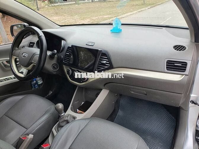 Kia Morning số sàn 2019 màu xám