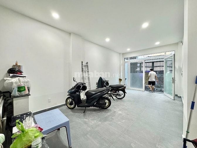 Nhà mới, phòng mới sạch sẽ thoáng mát gần cầu Nguyễn Văn Cừ thuận tiện