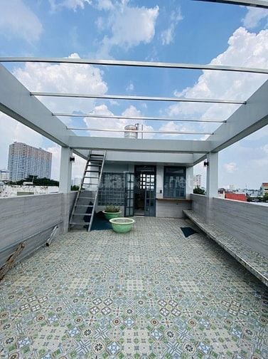 Nhà 2 mặt tiền hẻm 6m có thang máy, gần chợ Phú Lâm Q6, giá 11.99tỷ