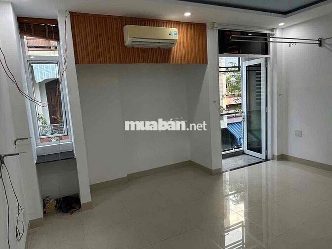 cho thuê nhà 4 tầng 3pn/3wc mặt tiền bàu hạc