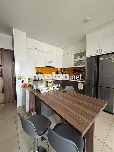 Cần bán căn 85m 3pn giá tốt 3 tỷ 950 sang tên nhanh