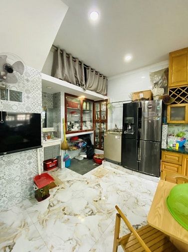 Nhà 2 mặt tiền hẻm 6m có thang máy, gần chợ Phú Lâm Q6, giá 11.99tỷ