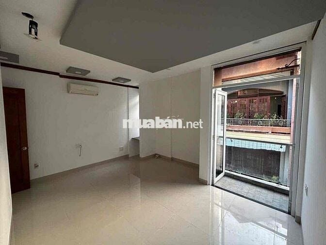 cho thuê nhà 4 tầng 3pn/3wc mặt tiền bàu hạc