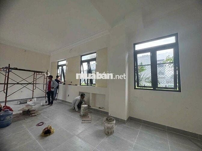 Mặt bằng sân 170m2 + nhà 160m2, KD đa ngành nghề, đường Bùi Văn Ba Q7
