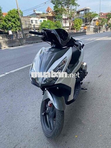 Honda airblade fi chính chủ đời cao êm đẹp mê ly