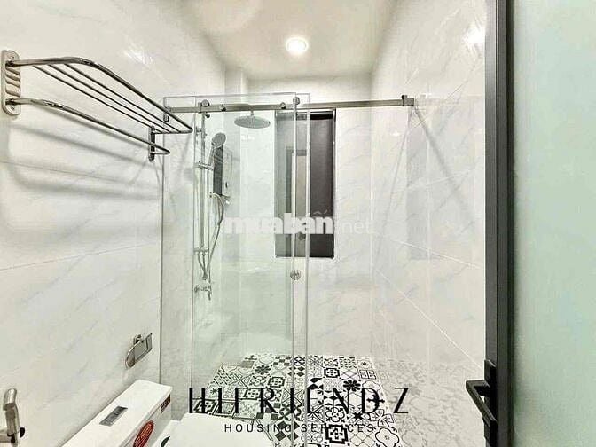 STUDIO BAN CÔNG FULL NỘI THẤT MỚI 100% - NGAY NHÀ THỜ PHAO LÔ