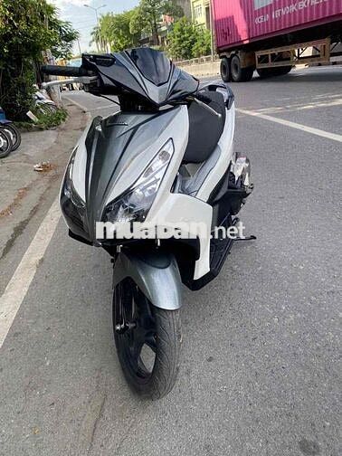 Honda airblade fi chính chủ đời cao êm đẹp mê ly