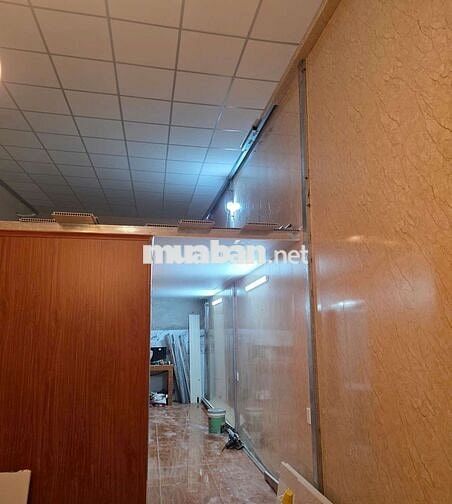 nhà đẹp 2pn 2máy lạnh mới 1wc gần chợ Hiệp Bình 7triệu