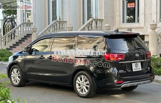 Kia Sedona 3.3L GAT 2015