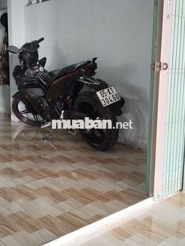 Xe côn tay Yamaha Exciter màu đen đã qua sử dụng
