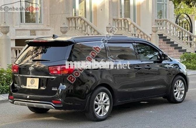 Kia Sedona 3.3L GAT 2015