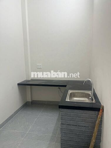 CHÍNH CHỦ - Nhà nguyên căn gần Phạm Ngọc Thạch - 80m2 - 6 triệu/tháng