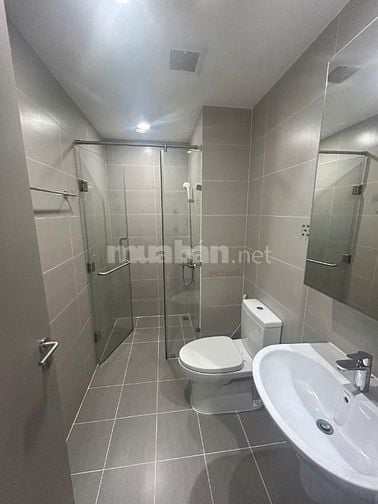 Cho thuê căn hộ Goldview 2PN 2WC như hình