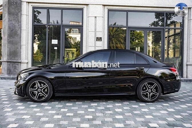 Mercedes Benz C300 AMG sx 2021 cực đẹp