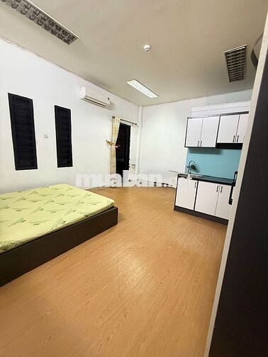 Studio full nội thất, có ban công thoáng – tiện đi Nguyễn Văn Quá, Q12