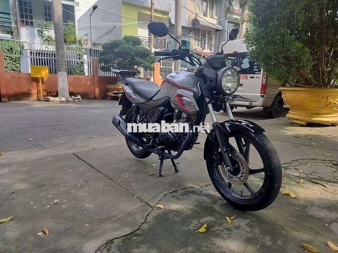 Cần bán xe Honda Verza (màu xám)