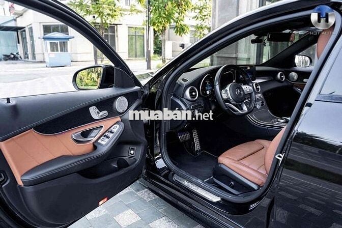 Mercedes Benz C300 AMG sx 2021 cực đẹp