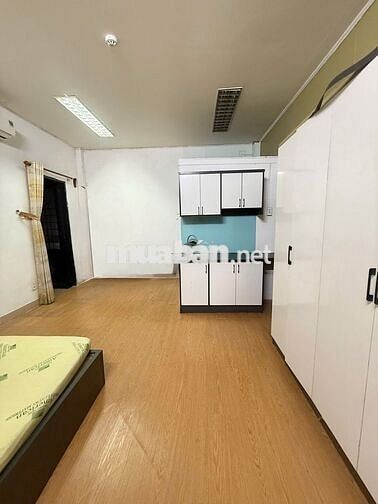 Studio full nội thất, có ban công thoáng – tiện đi Nguyễn Văn Quá, Q12