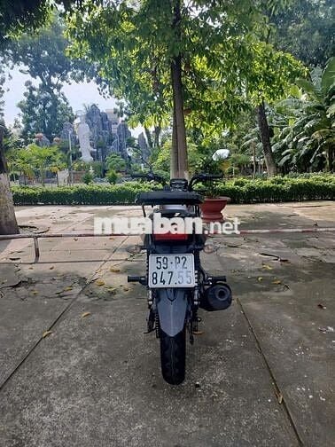 Cần bán xe Honda Verza (màu xám)