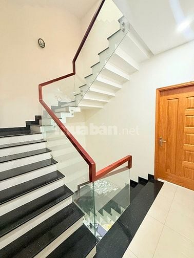 Trường Chinh Q12 nhà đẹp sang tên ngay