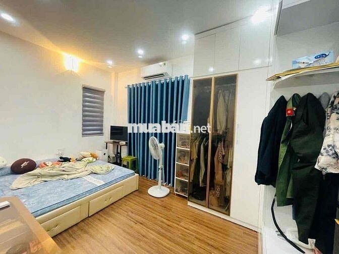 NHÀ HOÀNG HOA THÁM-BA ĐÌNH-LÔ GÓC BA THOÁNG-26M2-5T-5,5 TỶ.
