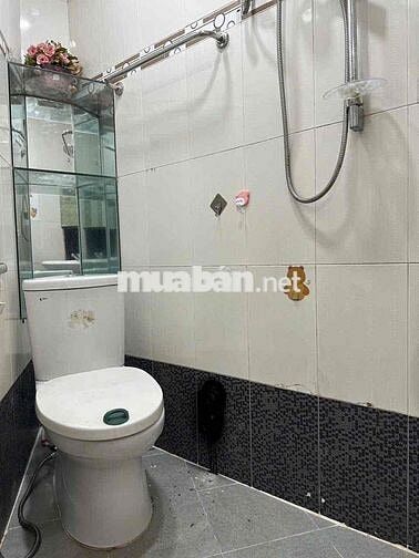 🌹🌹🌹phí MG  - Cho thuê 1 phần mặt tiền kinh doanh chợ Chiều P.22 và toà