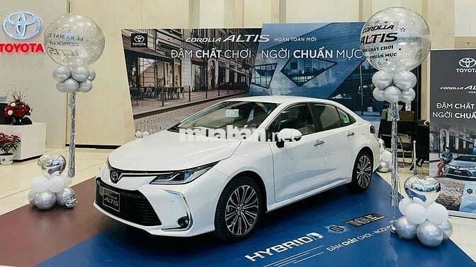 Toyota Corolla Altis 2022 1.8V - 15400Km  xe hãng