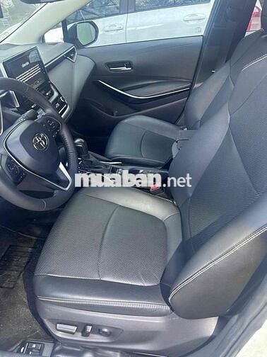 Toyota Corolla Altis 2022 1.8V - 15400Km  xe hãng