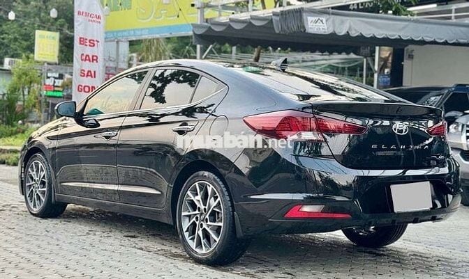 HYUNDAI ELANTRA 2.0 GLS