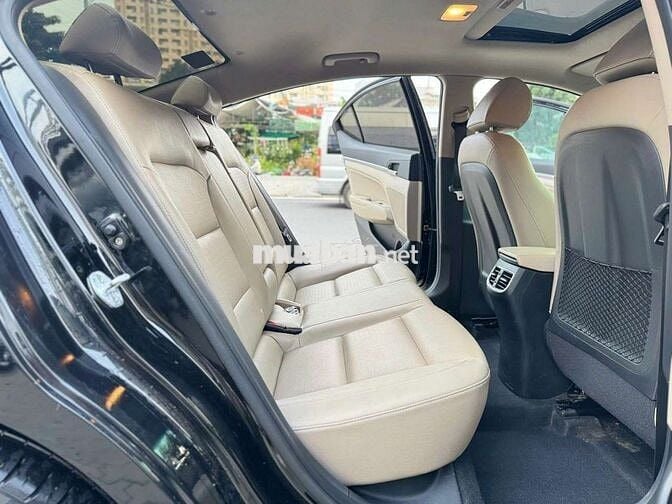 HYUNDAI ELANTRA 2.0 GLS