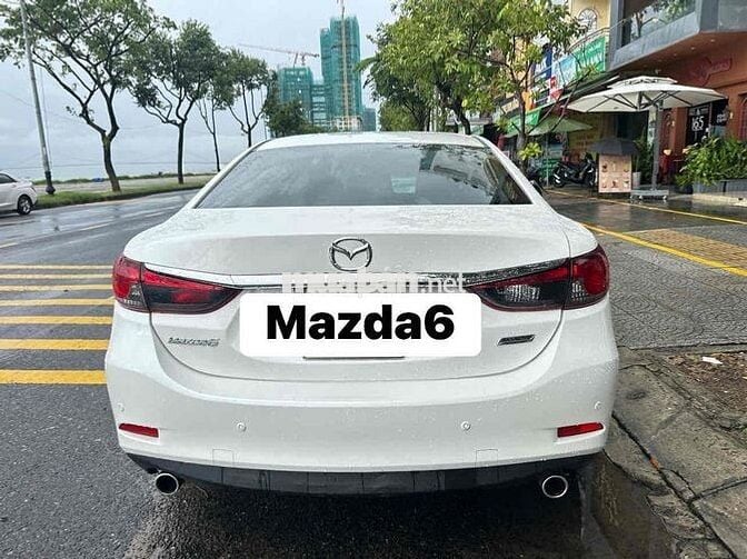 Mazda 6 2015 2.0 AT - 100000 km