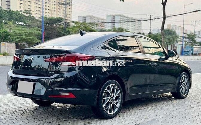 HYUNDAI ELANTRA 2.0 GLS
