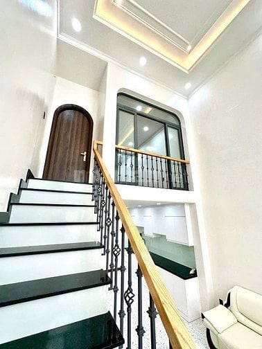 Bán nhà đường Trường Chinh.p14- Tân Bình. Dt 4x16m 1 trệt lửng nhà mới