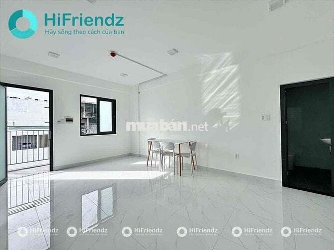 PHÒNG MỚI CÓ GÁC CAO GIÁ RẺ BAN CÔNG CỬA SỔ THOÁNG RỘNG 40m2 GẦN Q1