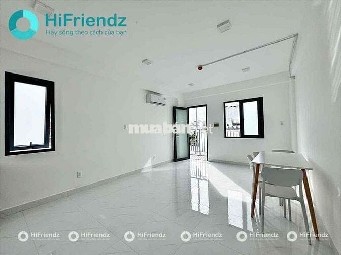 PHÒNG MỚI CÓ GÁC CAO GIÁ RẺ BAN CÔNG CỬA SỔ THOÁNG RỘNG 40m2 GẦN Q1