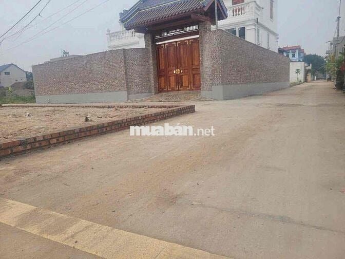 BÁN ĐẤT LÔ GÓC 2 MẶT NGÕ THÔNG Ô TÔ TRÁNH - TT QUANG MINH, MÊ LINH, H