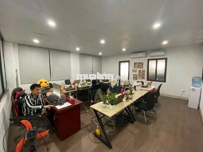 Văn phòng mặt phố Yên Lãng thì mê miễn chê. Diện tích 40m2 - 6,5 triệu