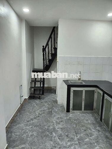 Cho thuê nhà nhỏ hẻm 120 Trần Hưng Đạo