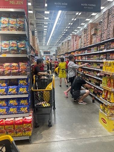 QUẦY HÀNG EMART SET UP MỚI, CẦN TUYỂN THÊM NHÂN VIÊN NHIỀU VỊ TRÍ