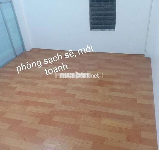 Nhà mặt tiền Tỉnh lộ 10 khu sầm uất, nhộn nhịp