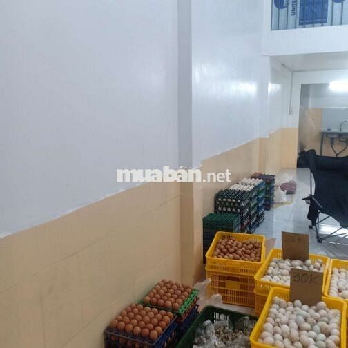 Nhà mặt tiền Tỉnh lộ 10 khu sầm uất, nhộn nhịp