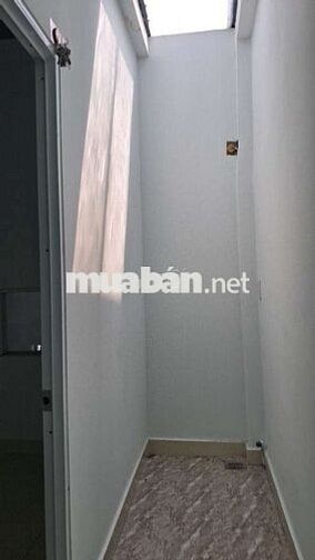 CẦN BÁN NHÀ GẦN CHỢ GẤU ,ấp 4, xã Đông Thạnh