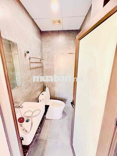 Tòa CCMN 6 tầng thang máy 13 phòng full kín Dòng tiền 70tr/tháng