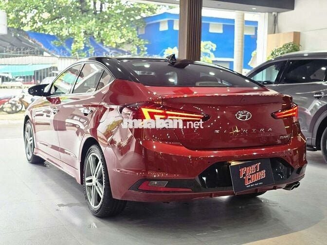 Hyundai Elantra 2019 Sport 1.6L Turbo, màu đỏ