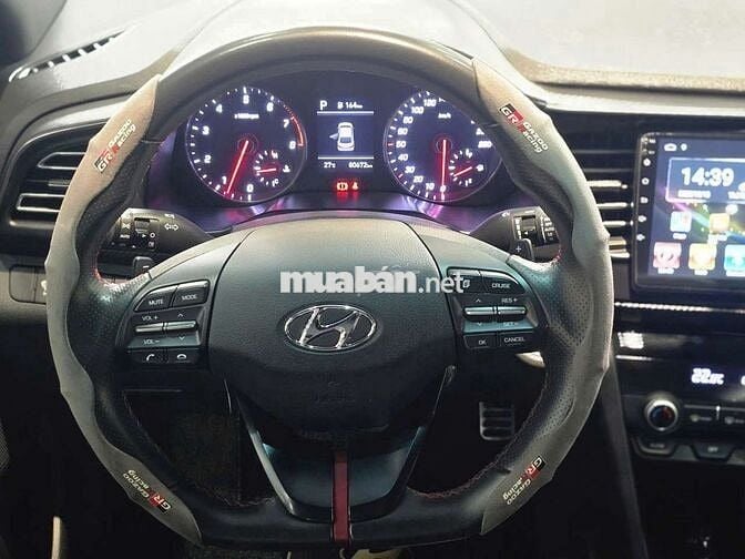 Hyundai Elantra 2019 Sport 1.6L Turbo, màu đỏ