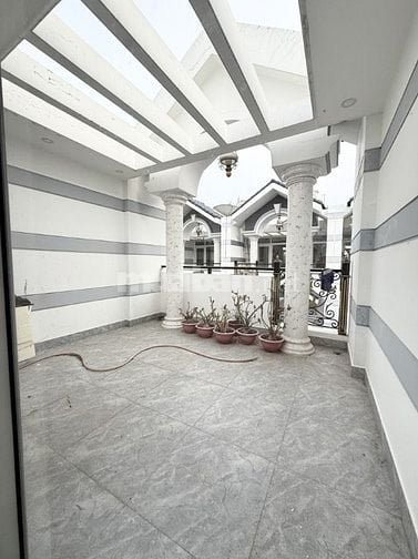 Bán nhà đường Liên Tỉnh 5 - Tạ Quang Bửu Q.8 - 57m2 - 4m x 14,2m