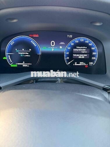 Toyota Camry 2025 2.5 HEV Mid - 2929 km