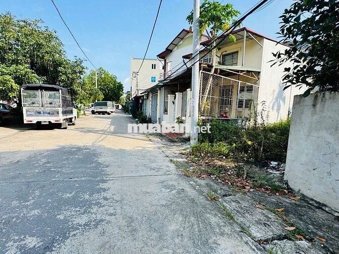 Bán đất 100m2 thôn Nhuế Kim Chung Đông Anh Hn 12.8 tỉ